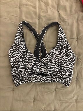 ECHT Black and White Patterned Crossback Sports Bra